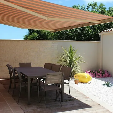 La Maison D'auguste Saint-Xandre