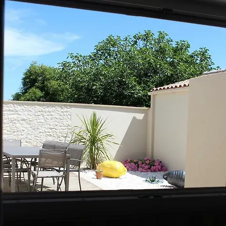 度假居 La Maison D'auguste Saint-Xandre